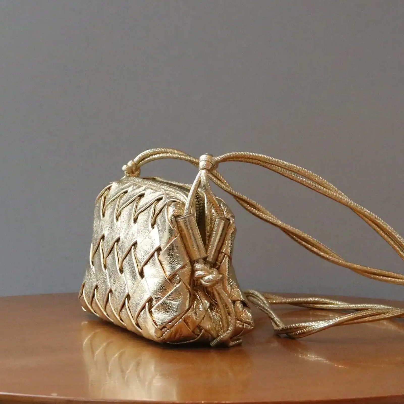 Bolsa de mão clutch em couro ecológico - Escar