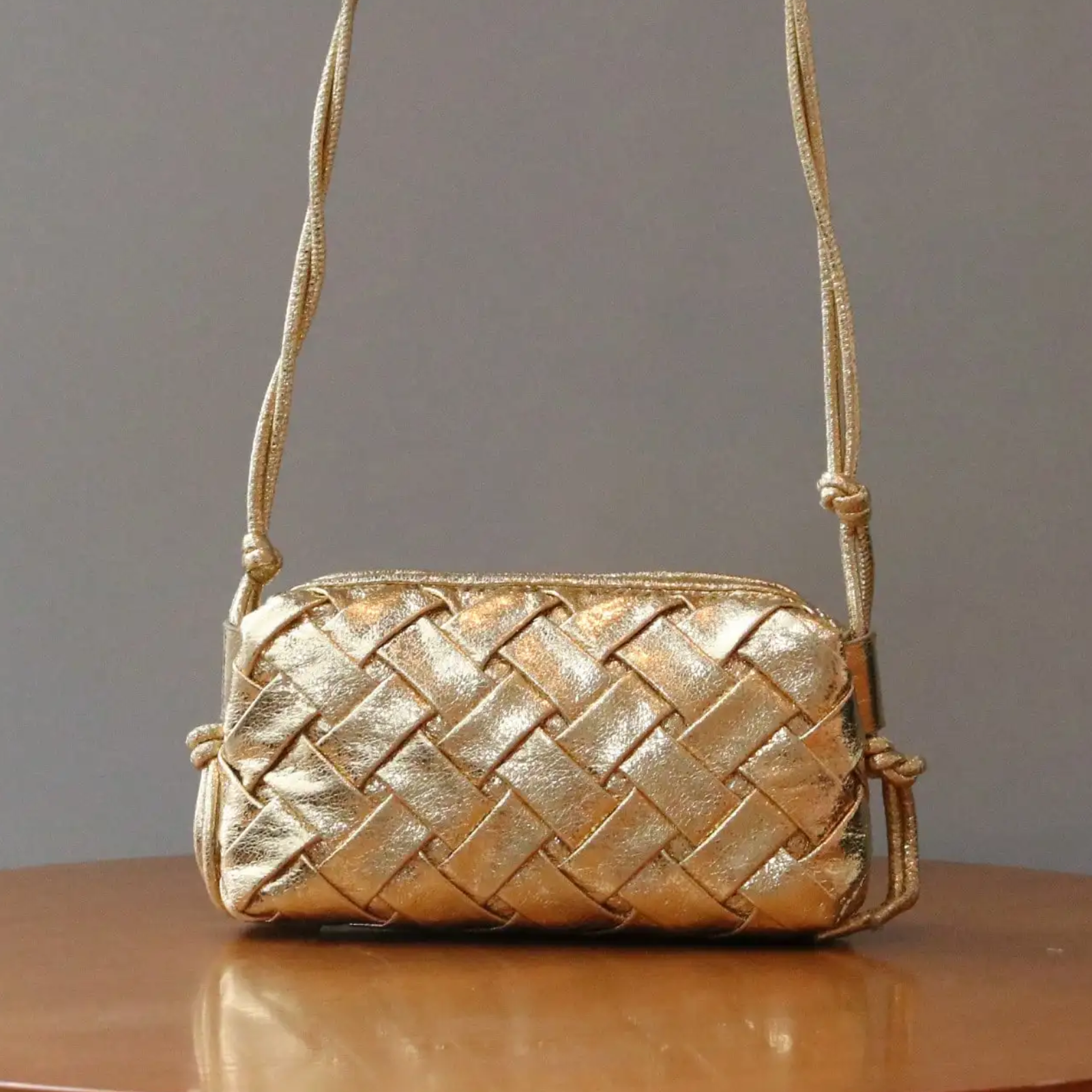 Bolsa de mão clutch em couro ecológico - Escar