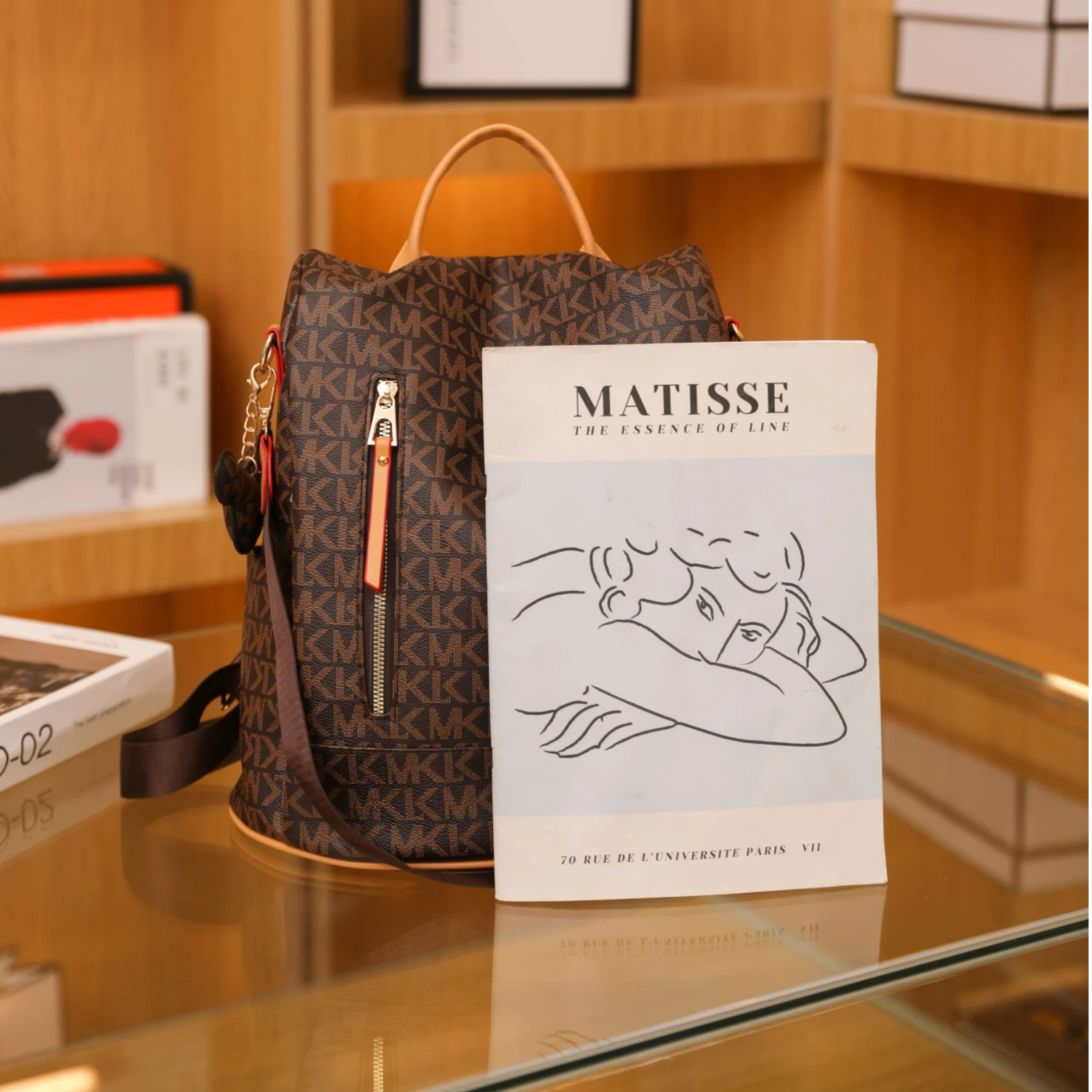 Mochila feminina couro com alça transversal - Jasmine