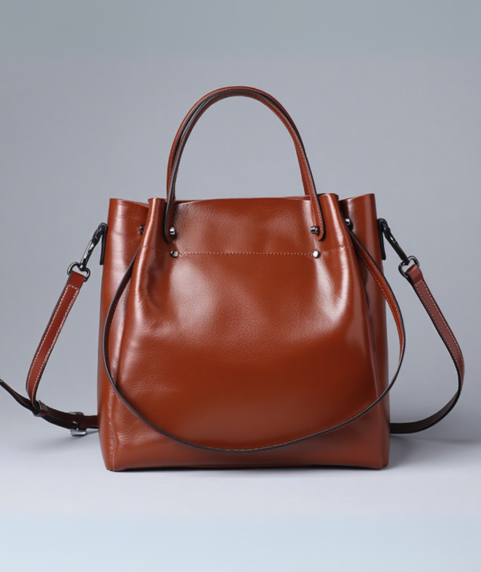 Bolsa feminina grande de couro legitimo - Carmin