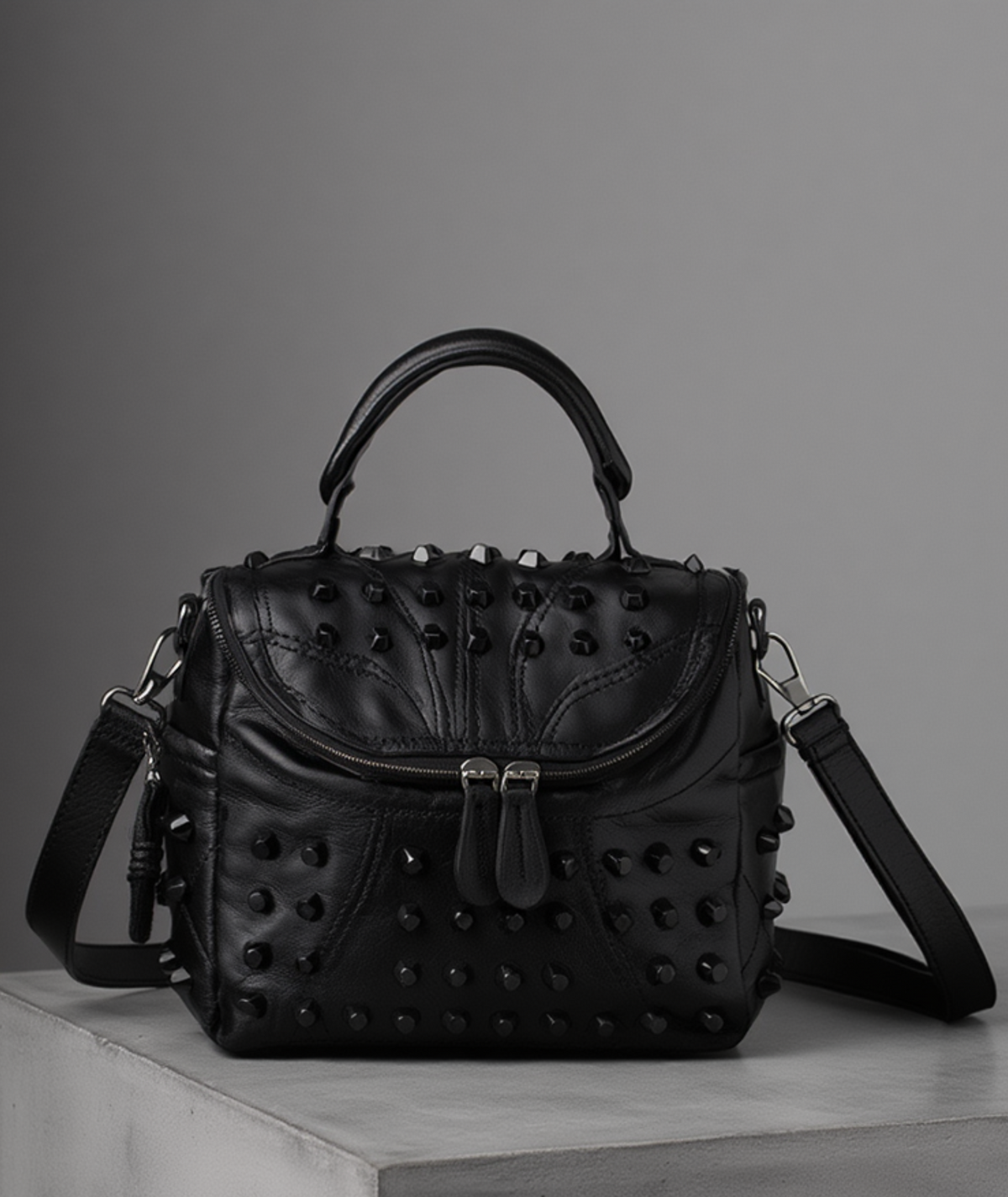 Bolsa feminina em couro genuíno - Marvin