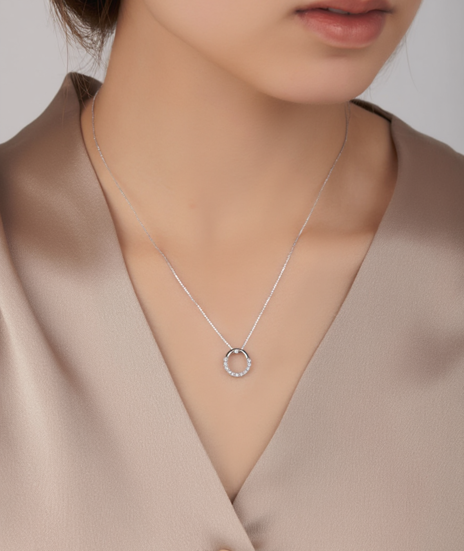 Colar feminino de prata 925 Sterlina - Lira