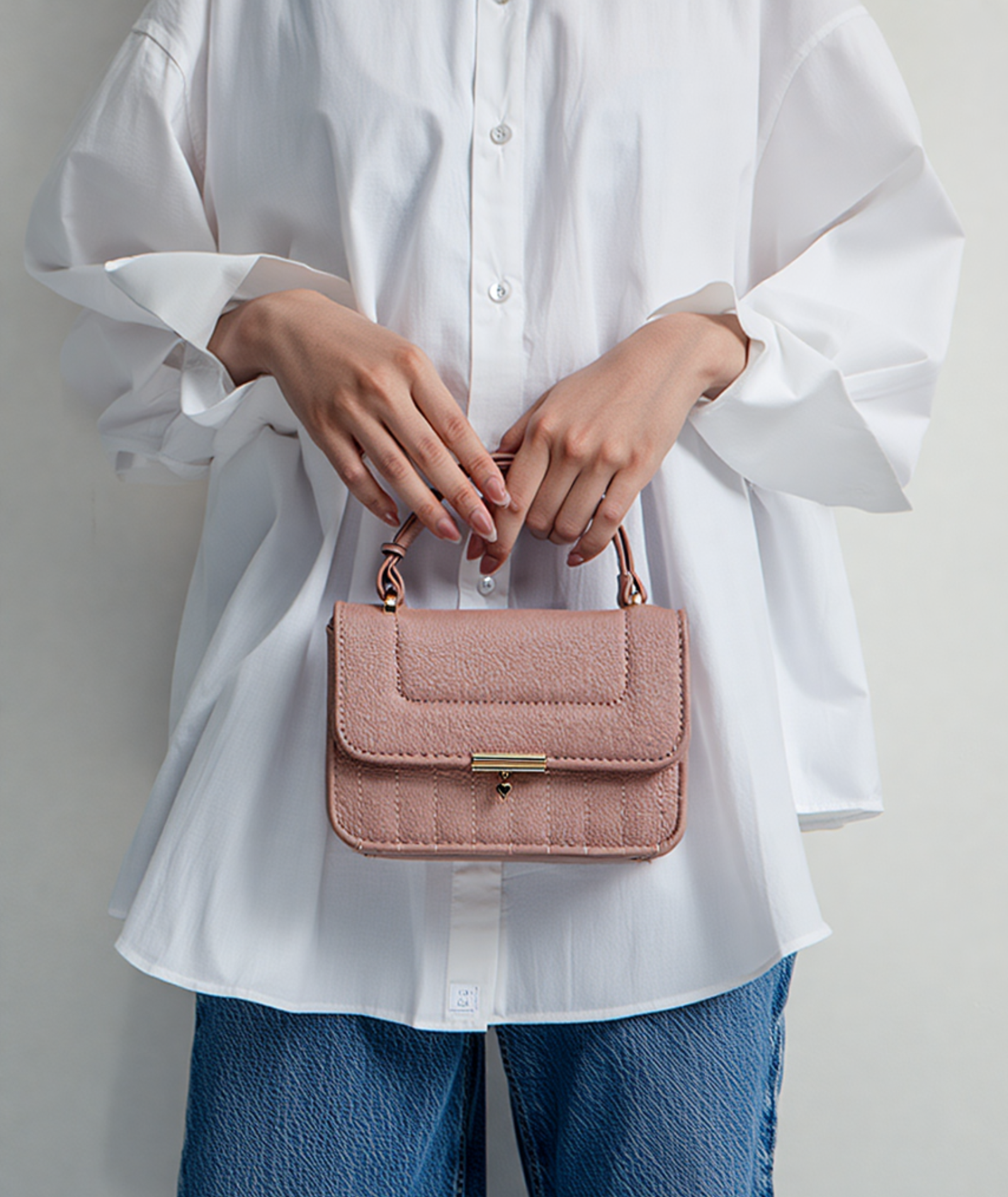 Kit com 2 bolsas de couro com alça adicional - Essencial