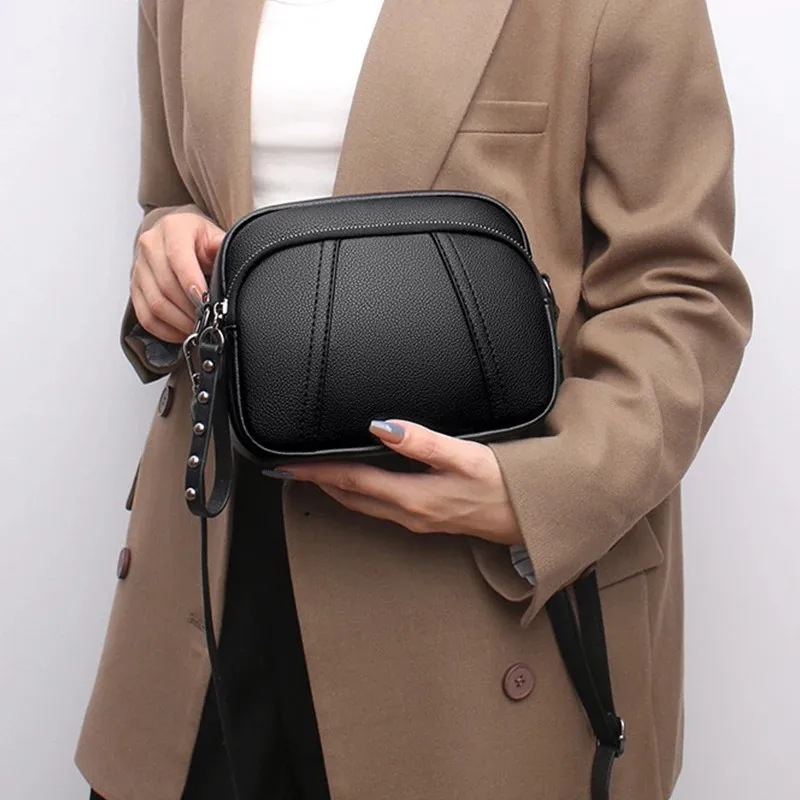 Bolsa feminina de couro - Rock Girl