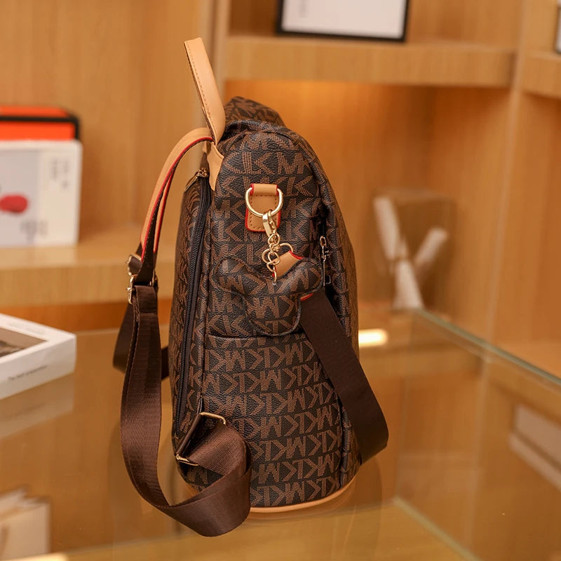 Mochila feminina couro com alça transversal - Jasmine