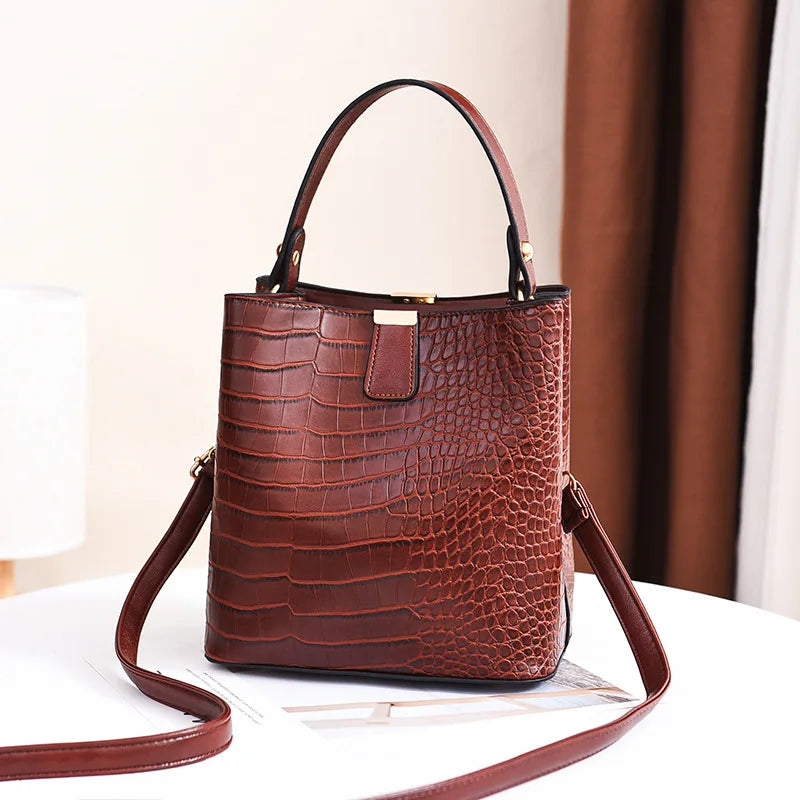 Bolsa feminina crossbody de couro - Secchio