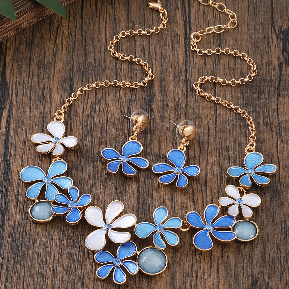 Conjunto feminino colar e brincos folheado floral