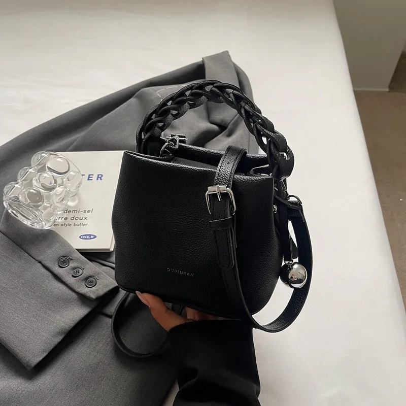 Bolsa feminina de couro - Ofélia