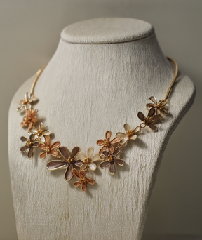 Conjunto feminino colar e brincos folheado floral