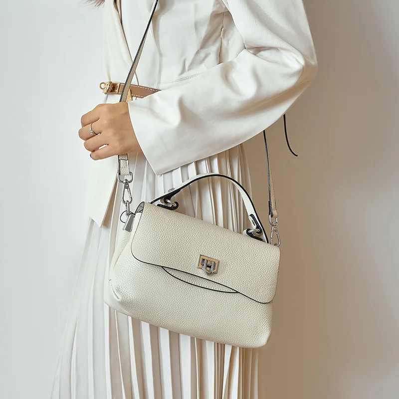 Bolsa feminina de couro com alça adicional - Zency