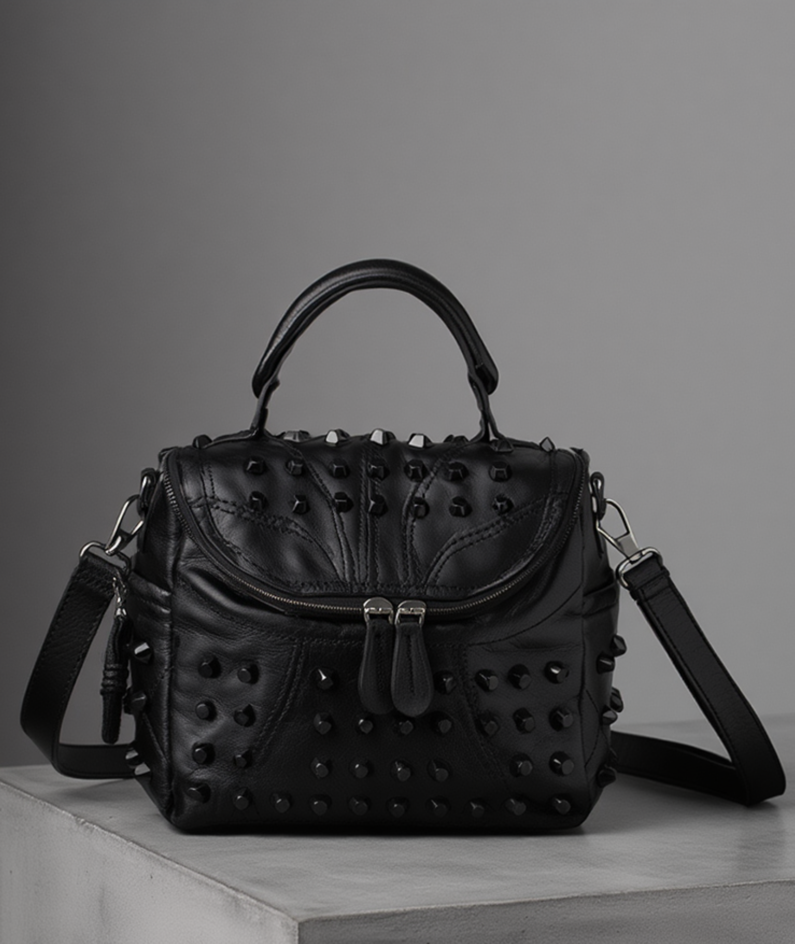 Bolsa feminina em couro genuíno - Marvin