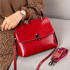 Bolsa feminina de mão e alça adicional de couro legitimo - Livia