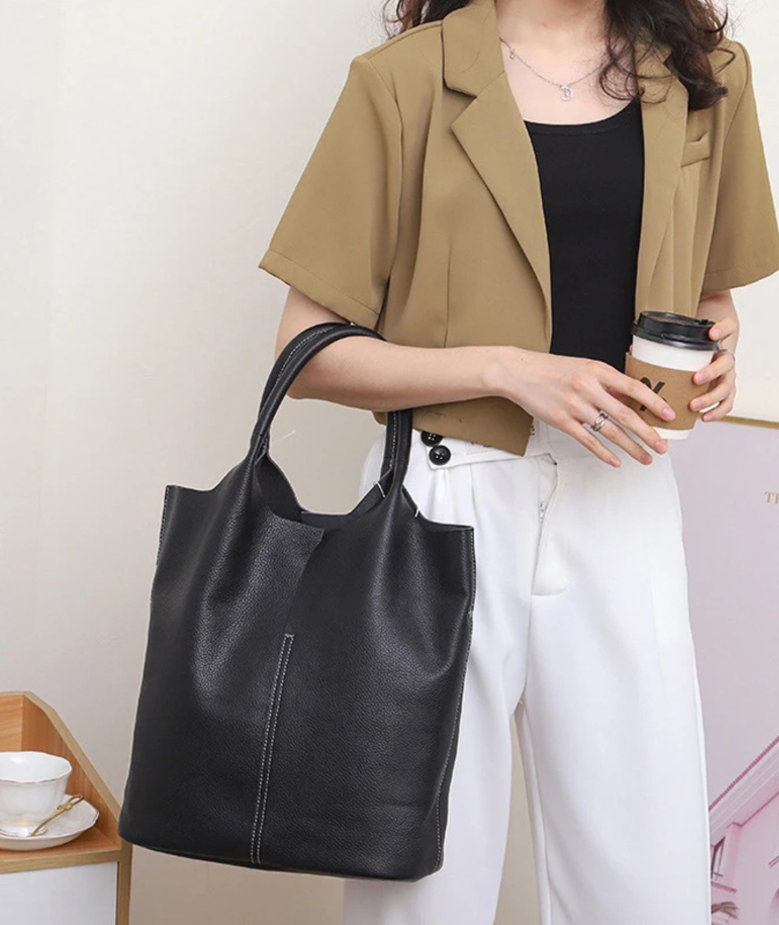 Bolsa feminina grande de couro genuíno