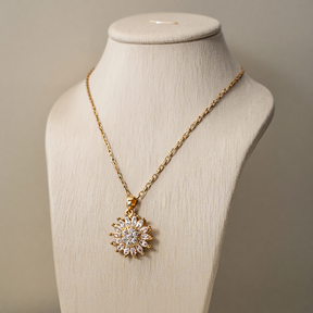 Colar feminino folheado elegante pingente Girassol